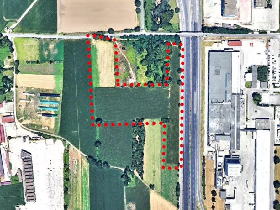 Immagine 6 di Terreno in vendita  in Via XXV Aprile, 81025 Marcianise CE, Italia a Marcianise
