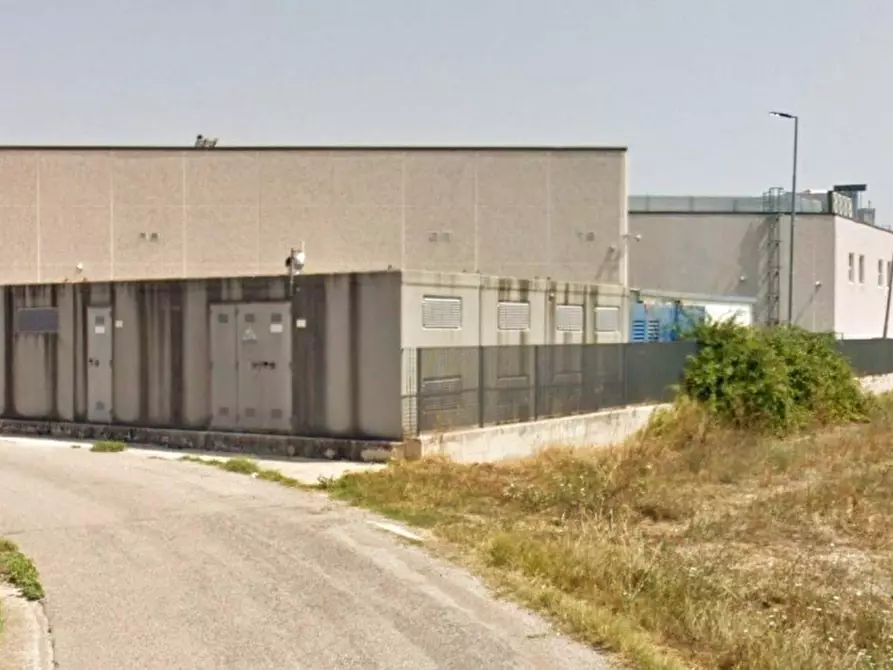 Immagine 5 di Attività commerciale in vendita  in Via Croci di Riardo, Riardo CE, Italia a Riardo