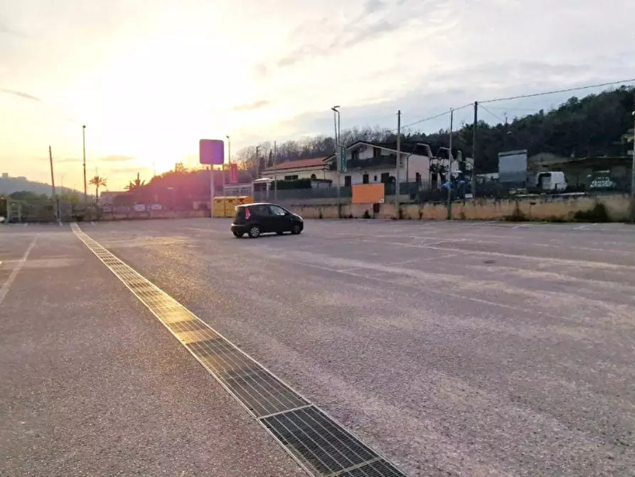 Immagine 9 di Attività commerciale in vendita  in Via Croci di Riardo, Riardo CE, Italia a Riardo
