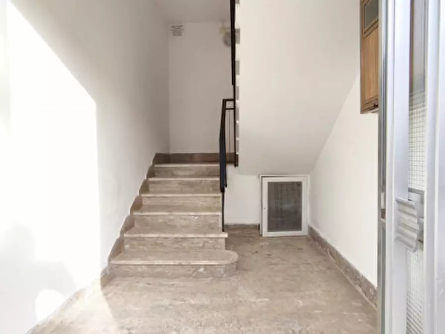 Immagine 5 di Appartamento in vendita  in Via del Faro a Fasano
