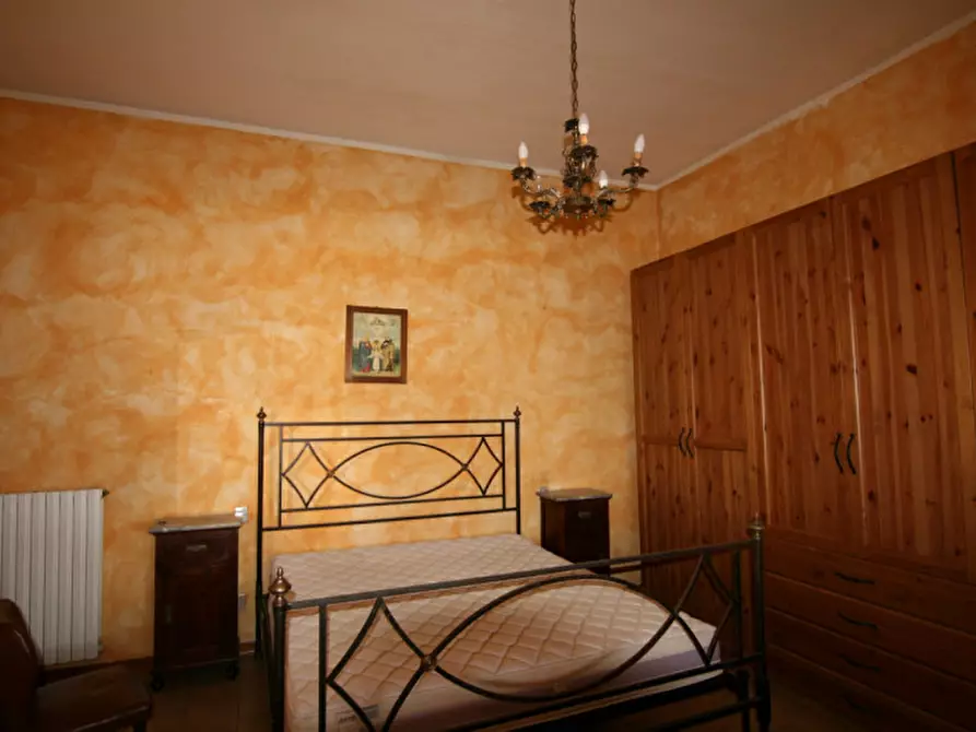 Immagine 10 di Appartamento in vendita  a Sinalunga