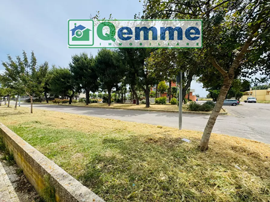 Immagine 10 di Terreno in vendita  in Piazza Filippo Smaldone a San Cesario Di Lecce