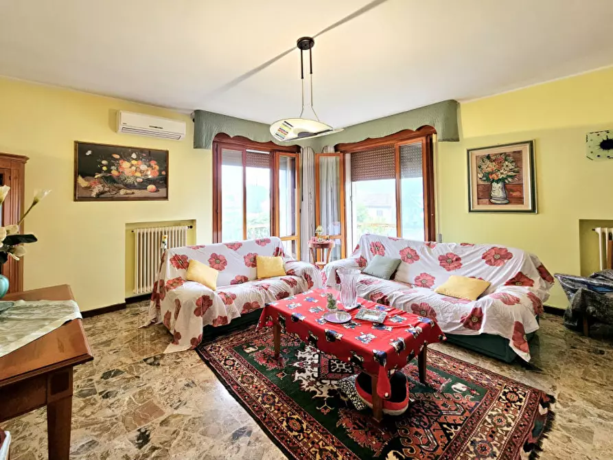 Immagine 2 di Appartamento in vendita  in vi schiavin a Este