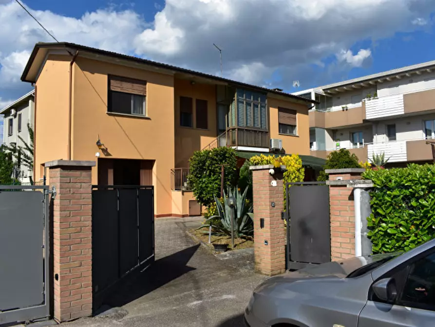 Immagine 3 di Casa indipendente in vendita  a Albignasego