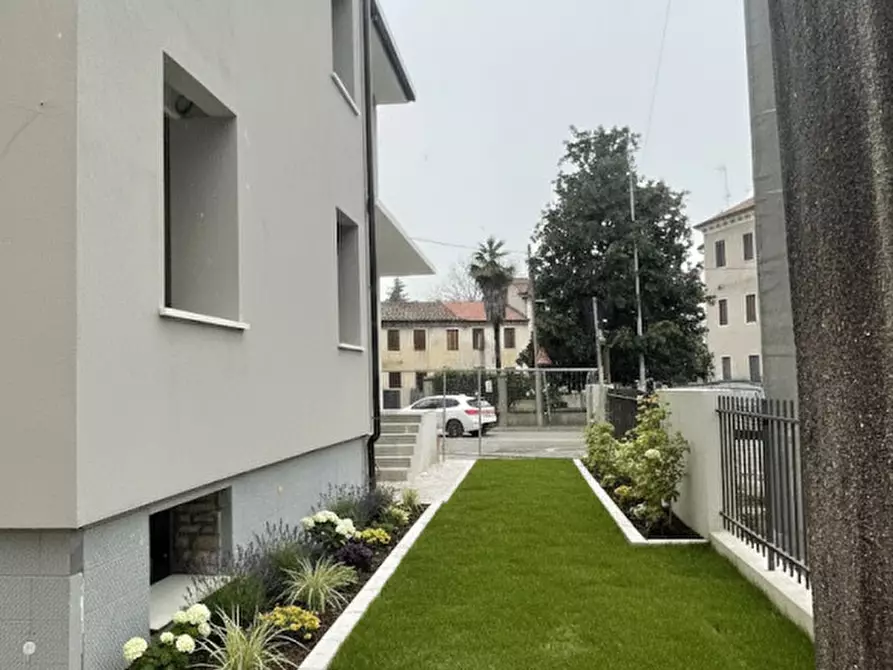 Immagine 2 di Appartamento in vendita  in Via Giuseppe Vaccari a Vicenza