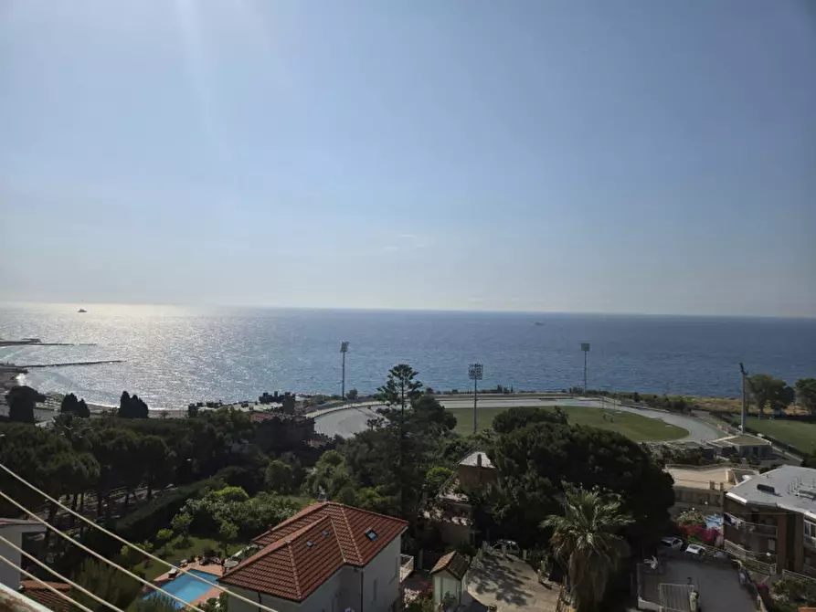 Immagine 3 di Appartamento in vendita  in VIA PADRE SEMERIA, 113 a San Remo