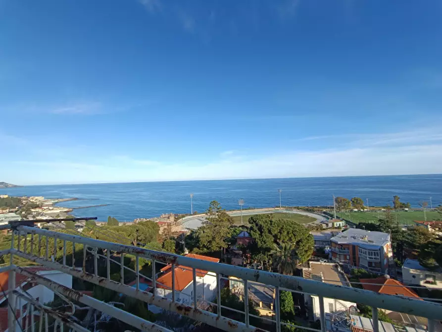 Immagine 5 di Appartamento in vendita  in VIA PADRE SEMERIA, 113 a San Remo