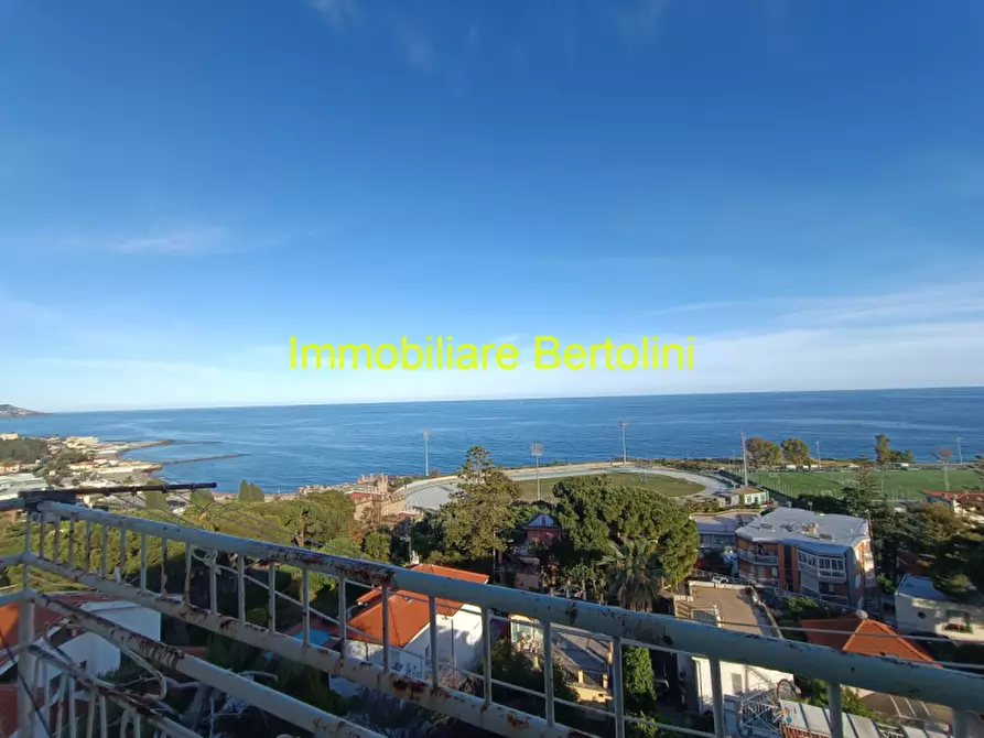 Immagine 5 di Appartamento in vendita  in VIA PADRE SEMERIA, 113 a San Remo