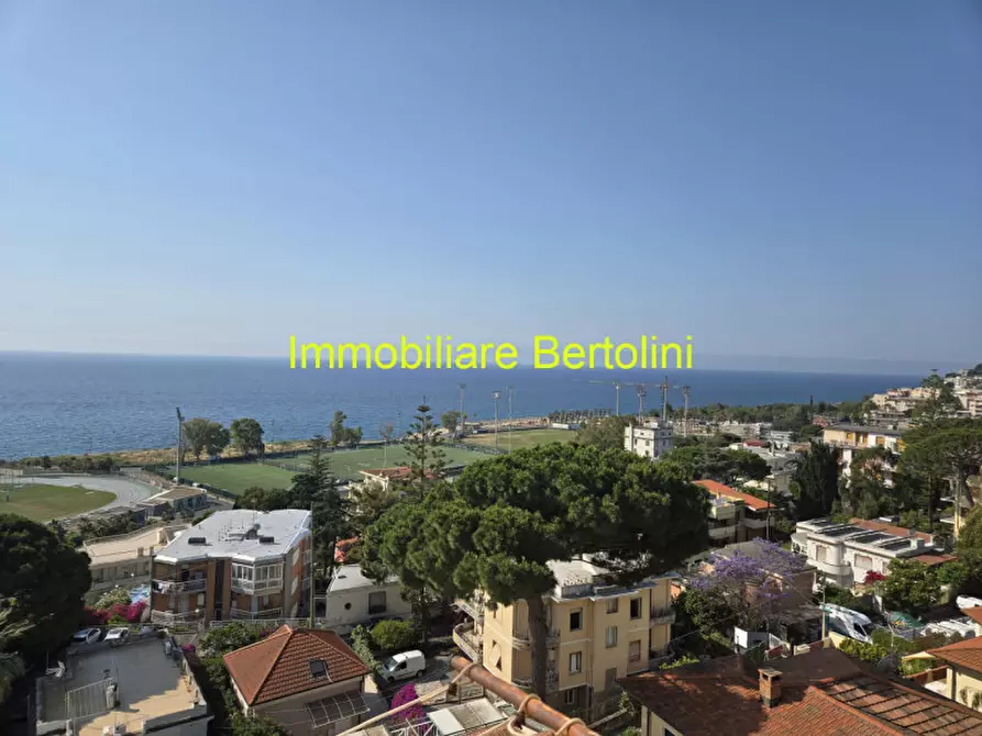 Immagine 21 di Appartamento in vendita  in VIA PADRE SEMERIA, 113 a San Remo