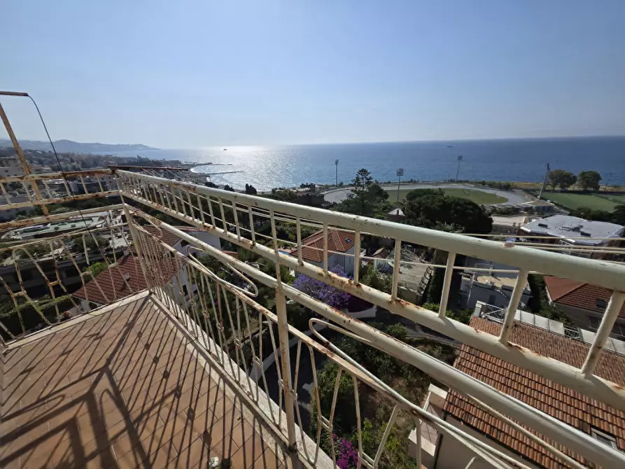 Immagine 22 di Appartamento in vendita  in VIA PADRE SEMERIA, 113 a San Remo