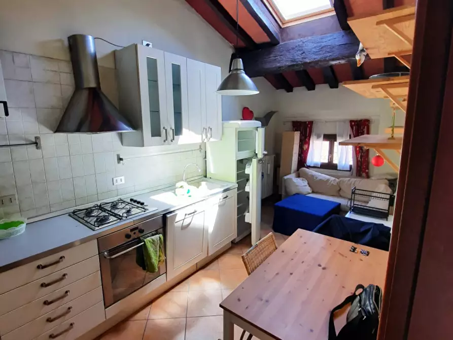 Immagine 2 di Appartamento in affitto  in via Del Carmine a Modena