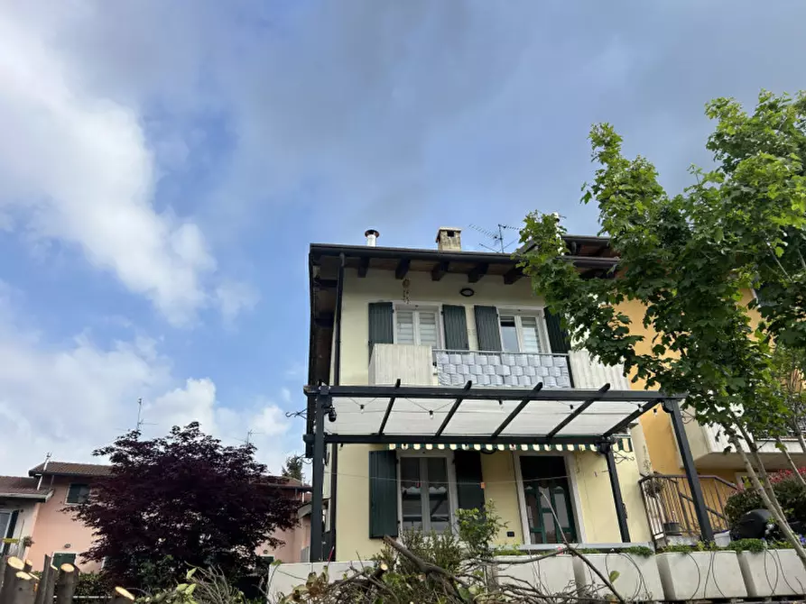 Immagine 16 di Appartamento in vendita  in via ponte 19 a Bosco Chiesanuova