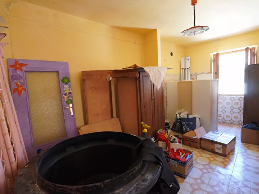 Immagine 29 di Villetta a schiera in vendita  in Via Maggior Leggero a La Maddalena