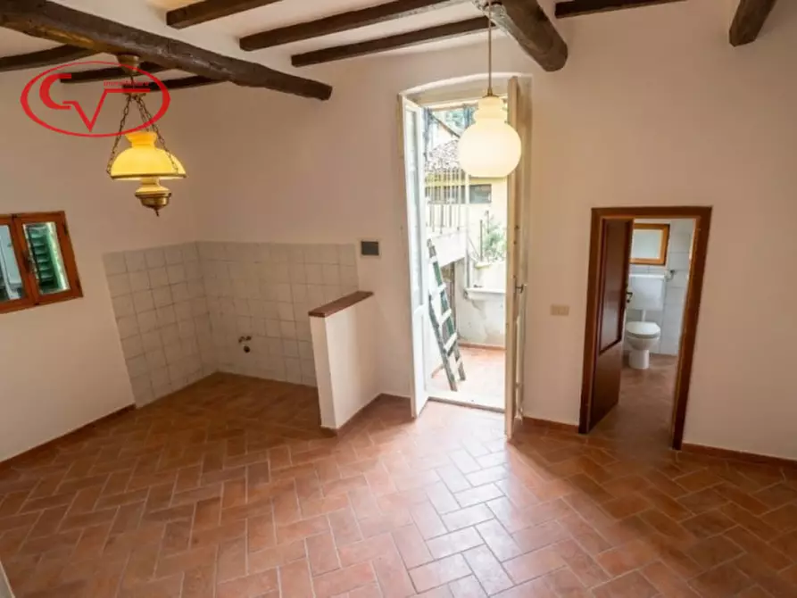 Immagine 1 di Appartamento in vendita  in Via Guglielmo Marconi a Montevarchi