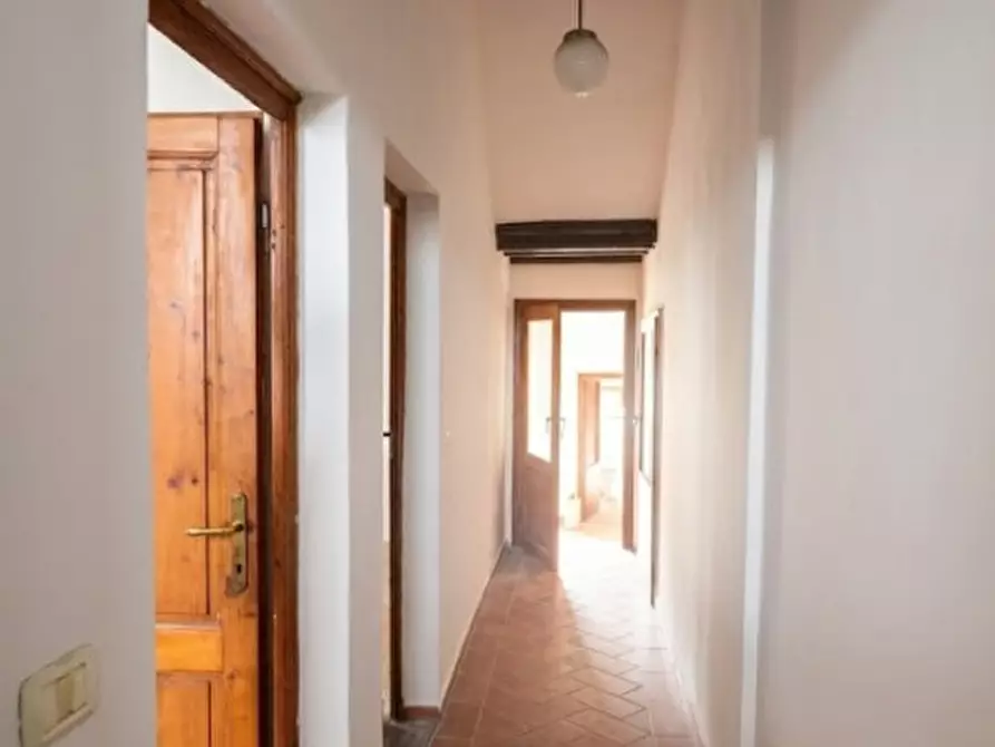 Immagine 9 di Appartamento in vendita  in Via Guglielmo Marconi a Montevarchi