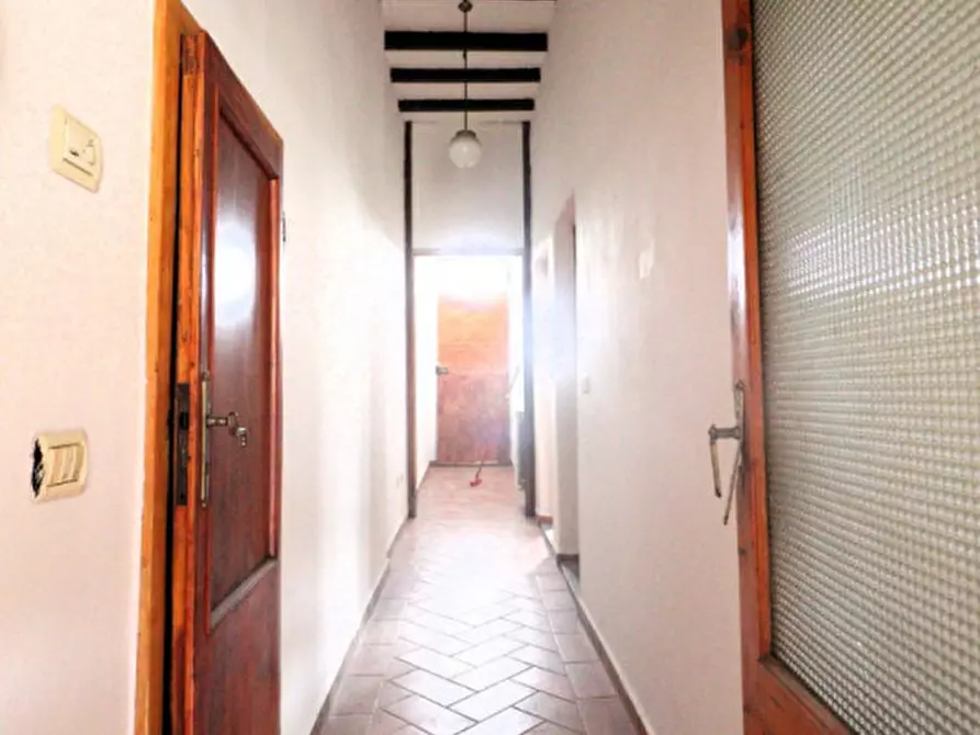 Immagine 10 di Appartamento in vendita  in Via Guglielmo Marconi a Montevarchi