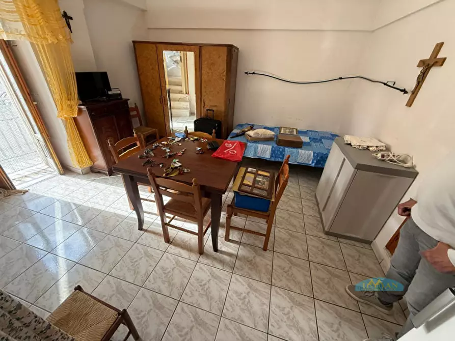 Immagine 3 di Casa indipendente in vendita  in Via Giovanni Bovio a Ceglie Messapico