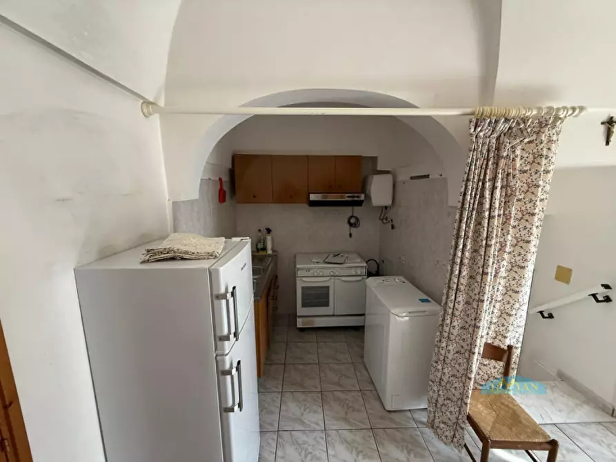Immagine 4 di Casa indipendente in vendita  in Via Giovanni Bovio a Ceglie Messapico