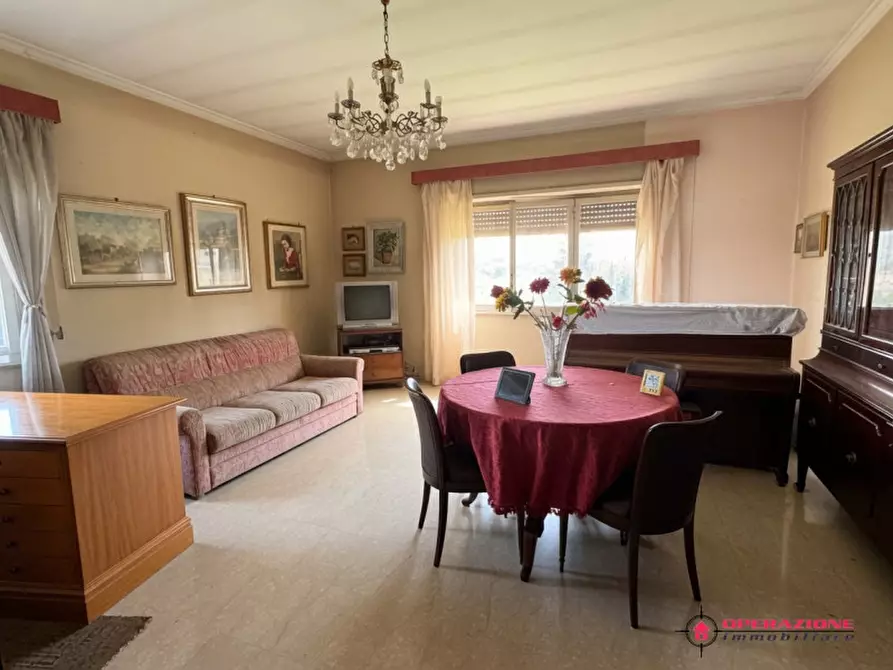 Immagine 5 di Appartamento in vendita  in Via Gallese a Roma