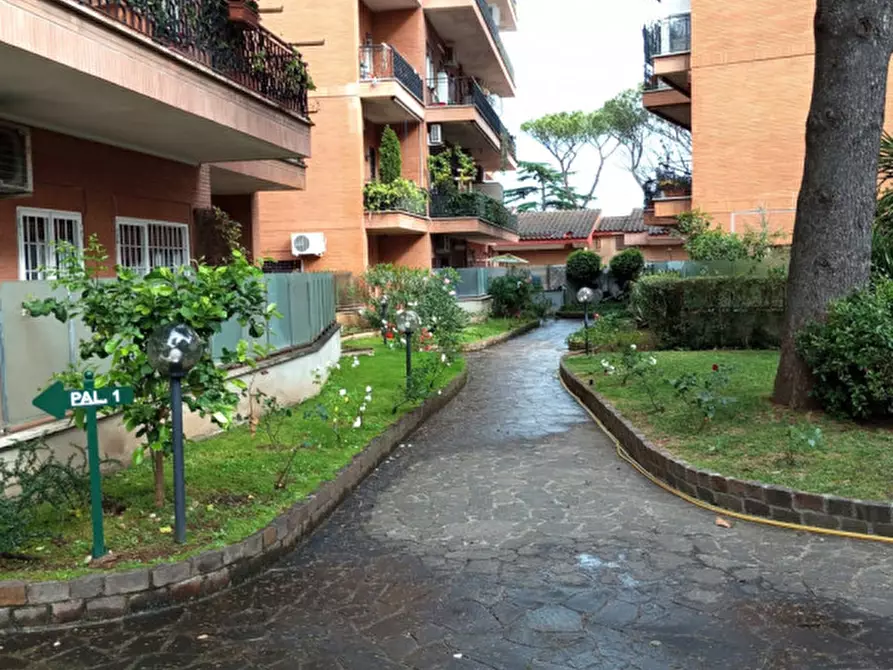 Immagine 7 di Appartamento in vendita  in Via Gallese a Roma