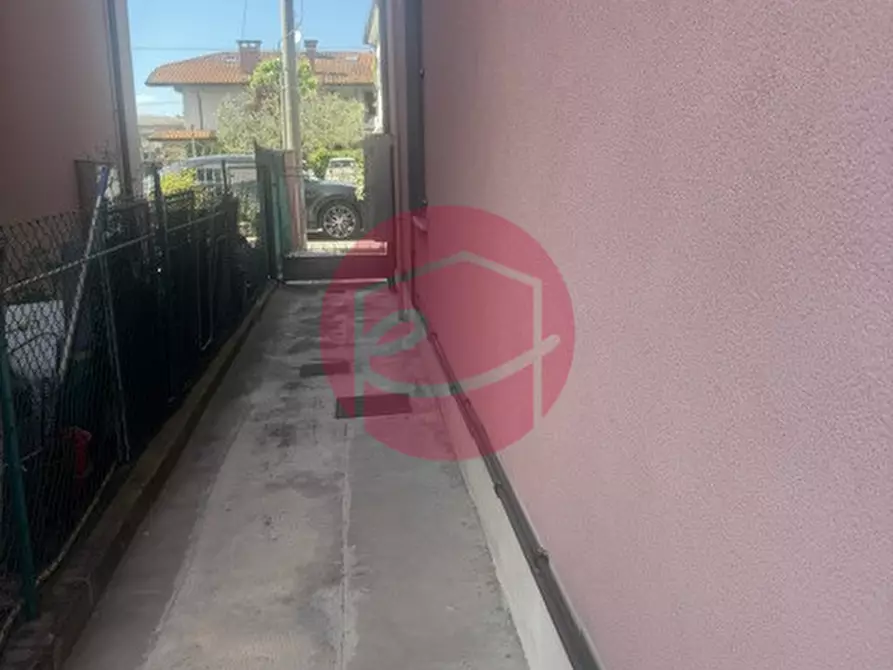 Immagine 5 di Villa in vendita  a Gambettola