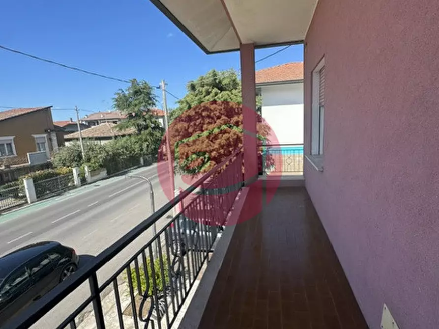 Immagine 21 di Villa in vendita  a Gambettola