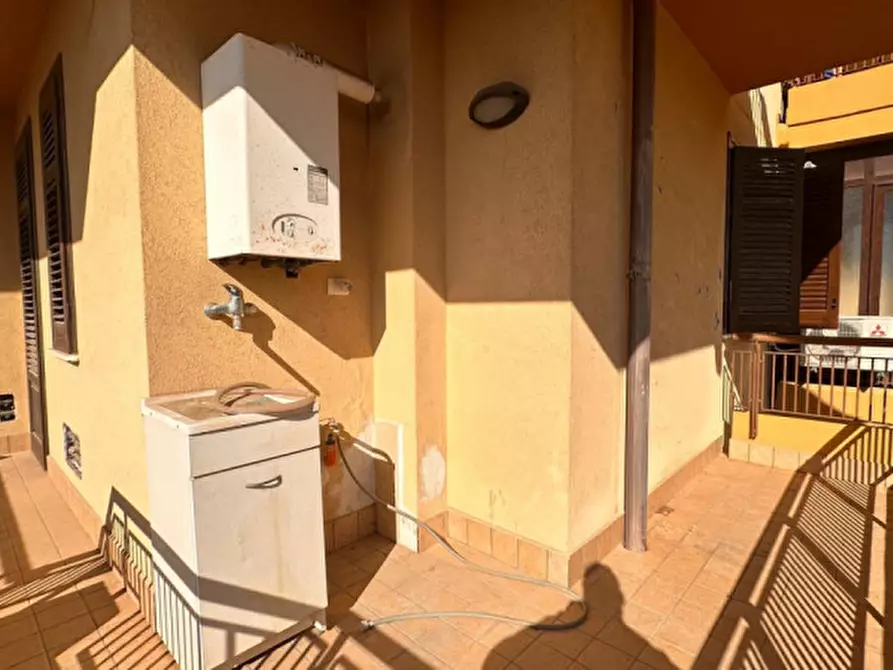 Immagine 12 di Appartamento in vendita  in VIA CAMILLO BENSO CONTE DI COVOUR, 6 a Casteldaccia