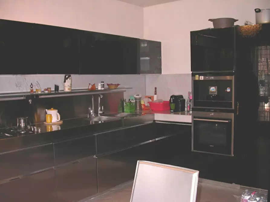 Immagine 4 di Appartamento in vendita  in Via Roma a Castiglione Del Lago