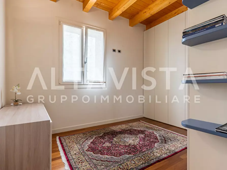 Immagine 31 di Villa in vendita  in Via Quattro Novembre a Carpenedolo