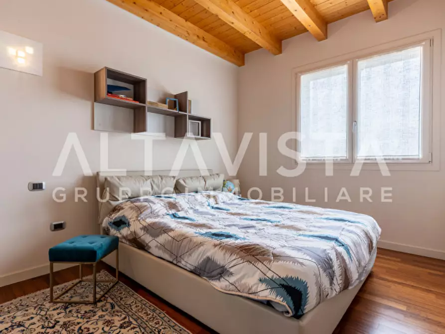 Immagine 35 di Villa in vendita  in Via Quattro Novembre a Carpenedolo