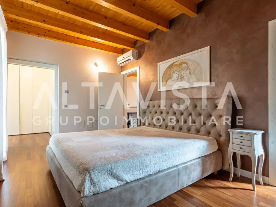 Immagine 41 di Villa in vendita  in Via Quattro Novembre a Carpenedolo
