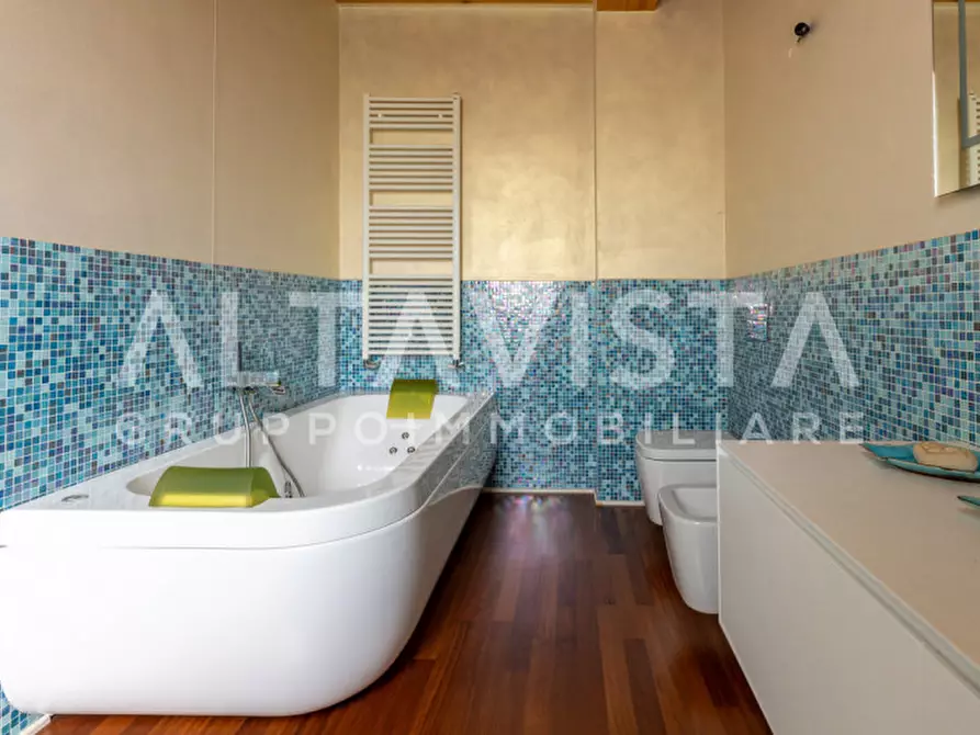 Immagine 44 di Villa in vendita  in Via Quattro Novembre a Carpenedolo