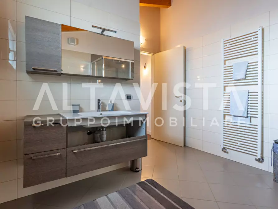 Immagine 51 di Villa in vendita  in Via Quattro Novembre a Carpenedolo