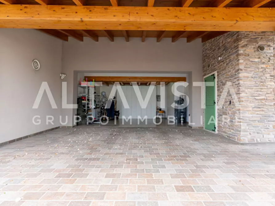 Immagine 54 di Villa in vendita  in Via Quattro Novembre a Carpenedolo