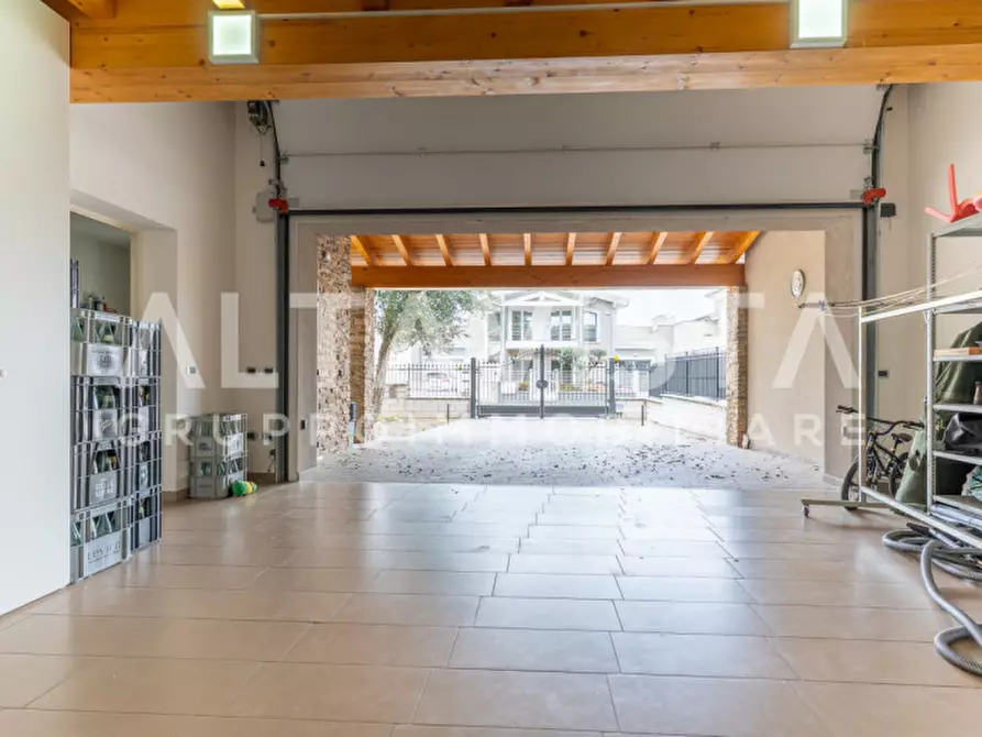Immagine 56 di Villa in vendita  in Via Quattro Novembre a Carpenedolo