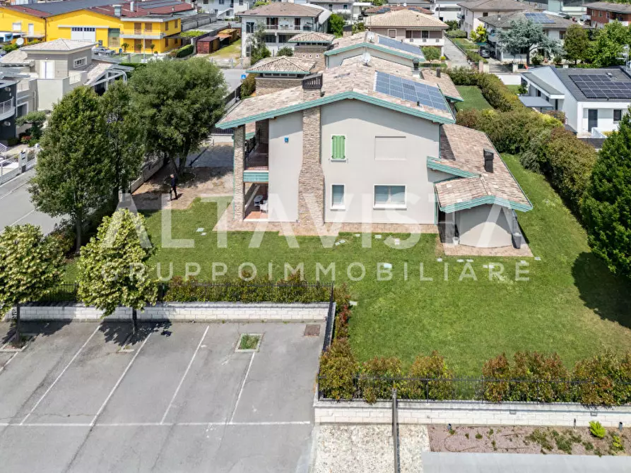 Immagine 59 di Villa in vendita  in Via Quattro Novembre a Carpenedolo