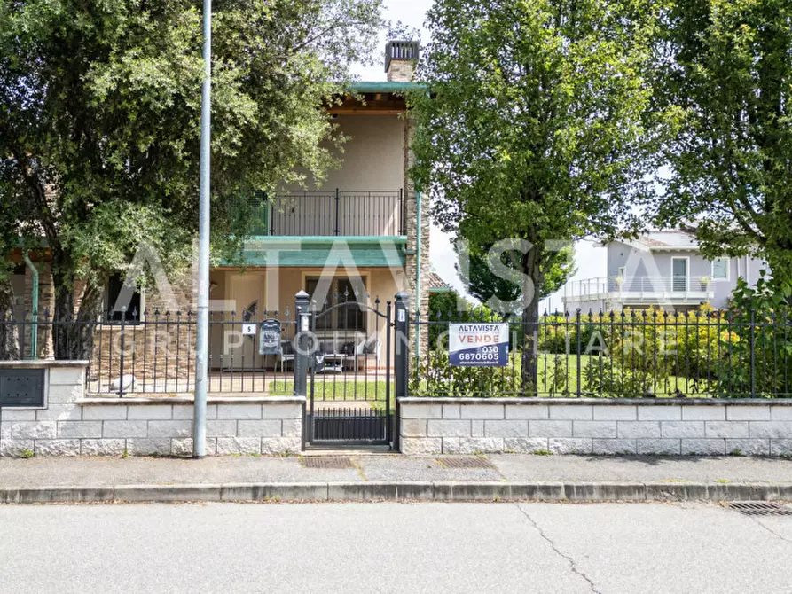 Immagine 62 di Villa in vendita  in Via Quattro Novembre a Carpenedolo