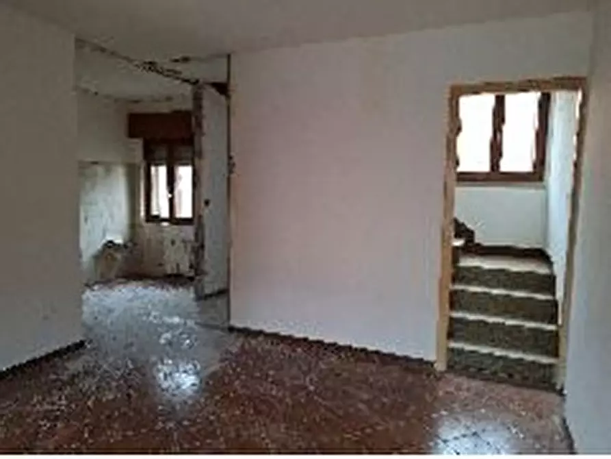 Immagine 7 di Villetta a schiera in vendita  in Corte Colombiana 12 a Venezia