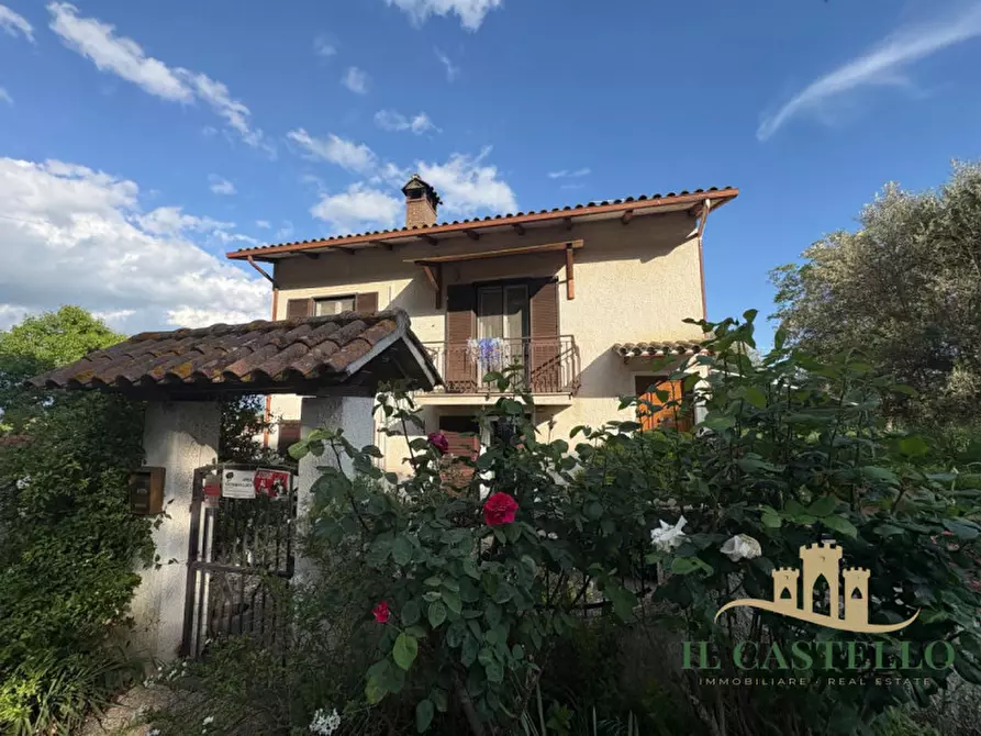 Immagine 1 di Casa indipendente in vendita  in Palazzetta a Castiglione Del Lago