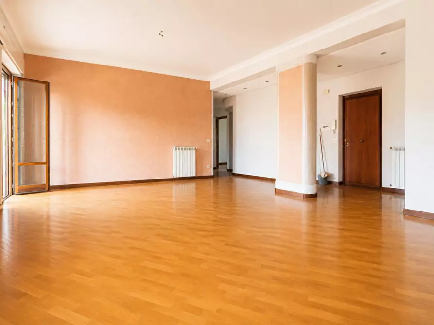 Immagine 1 di Appartamento in vendita  in via pietro ermelindo lungaro a Palermo