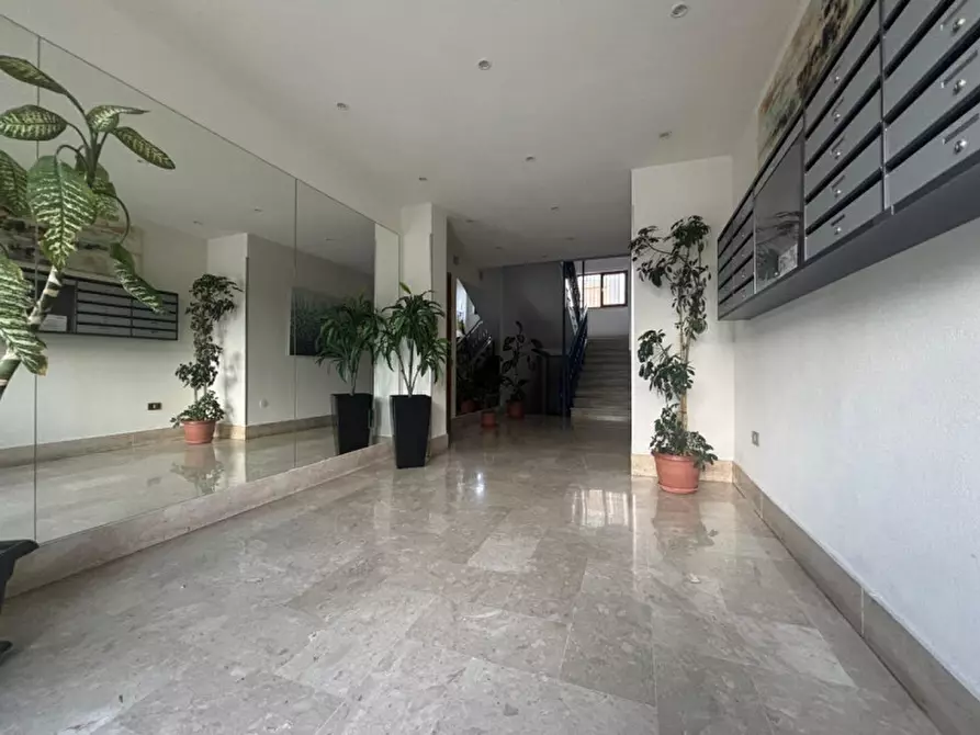 Immagine 3 di Appartamento in vendita  in via pietro ermelindo lungaro a Palermo