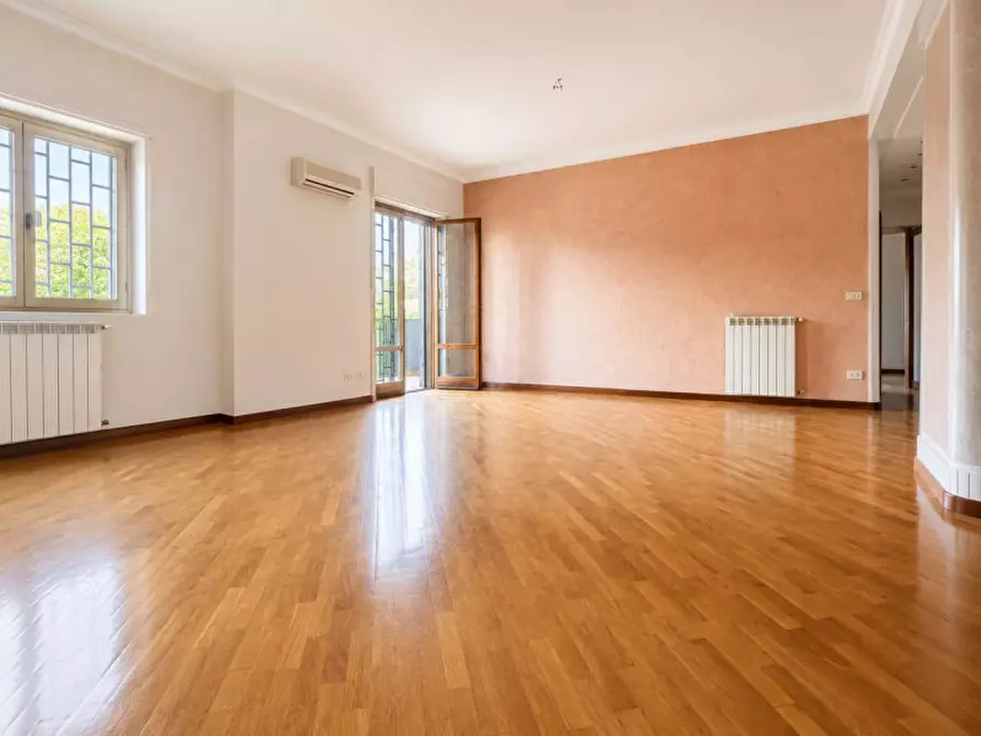 Immagine 4 di Appartamento in vendita  in via pietro ermelindo lungaro a Palermo