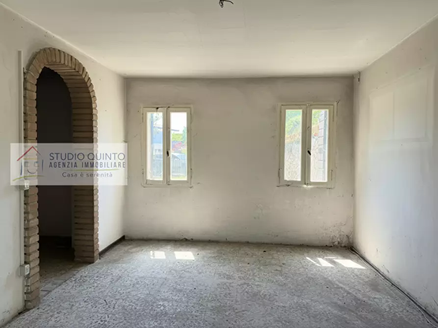 Immagine 12 di Rustico / casale in vendita  a Morgano