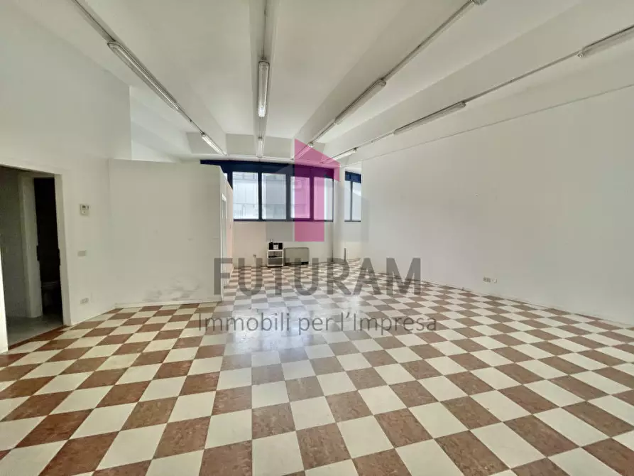 Immagine 14 di Ufficio in vendita  in Via Fabio Filzi a Vicenza