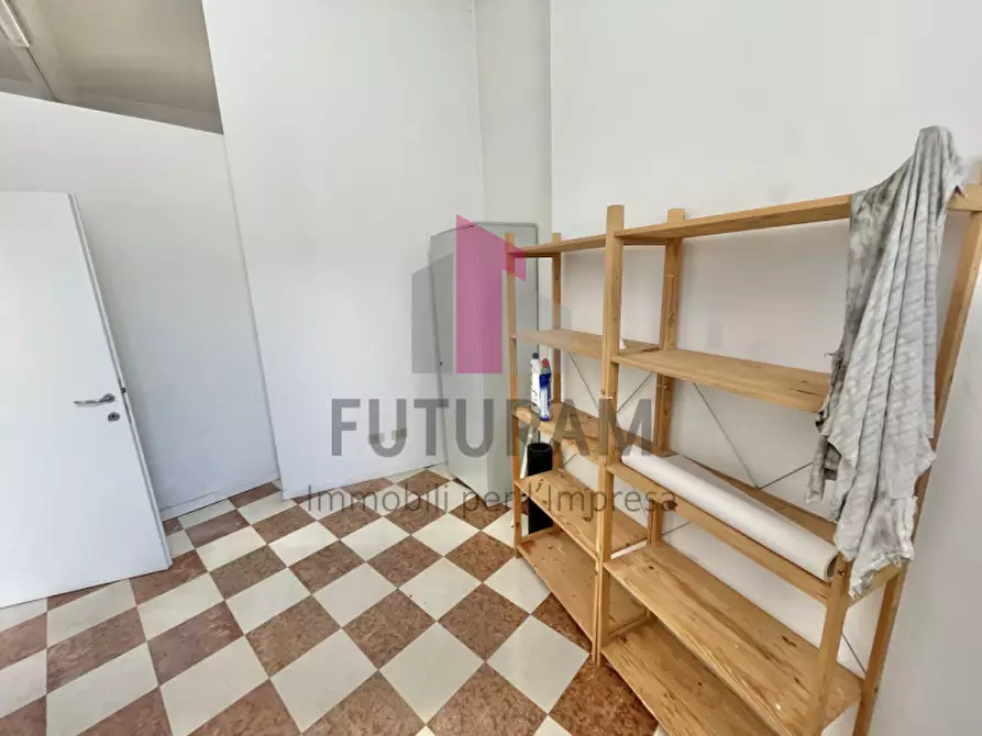 Immagine 18 di Ufficio in vendita  in Via Fabio Filzi a Vicenza