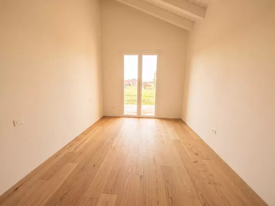Immagine 9 di Casa trifamiliare in vendita  in Via dei Comuni a Noventa Di Piave