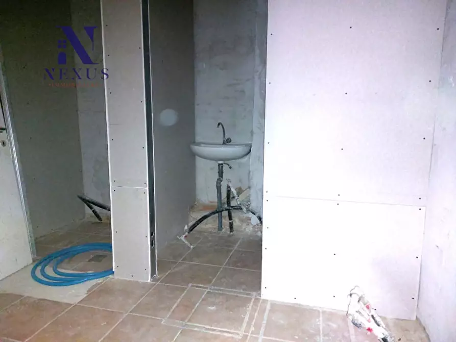 Immagine 4 di Negozio in vendita  in Corso Giacomo Matteotti 78 a Fano