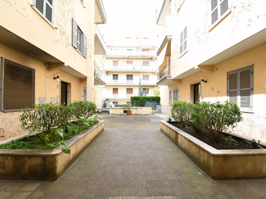 Immagine 21 di Appartamento in vendita  in Via di Tor Sapienza a Roma