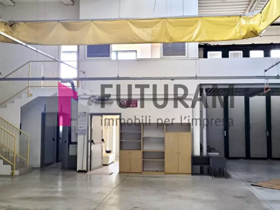 Immagine 5 di Capannone industriale in affitto  in VIA ROMA 1 a Fosso'
