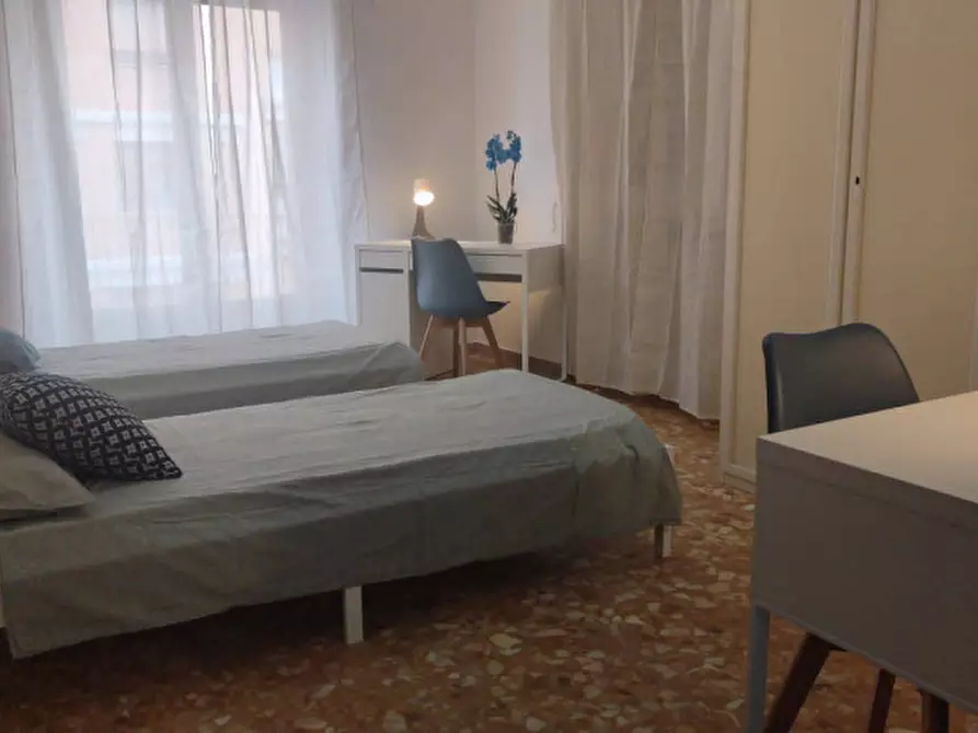 Immagine 2 di Camera in affitto  in VIA IV NOVEMBRE 3 a Macerata